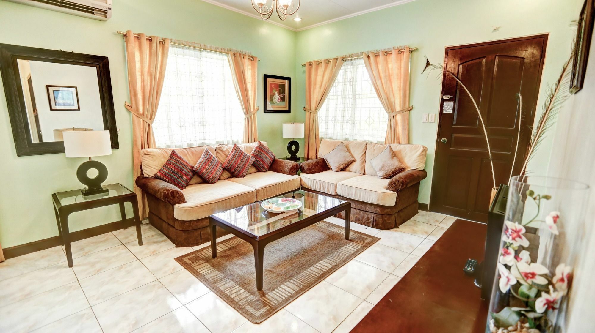 Bearland Paradise Resort Tigbauan Экстерьер фото